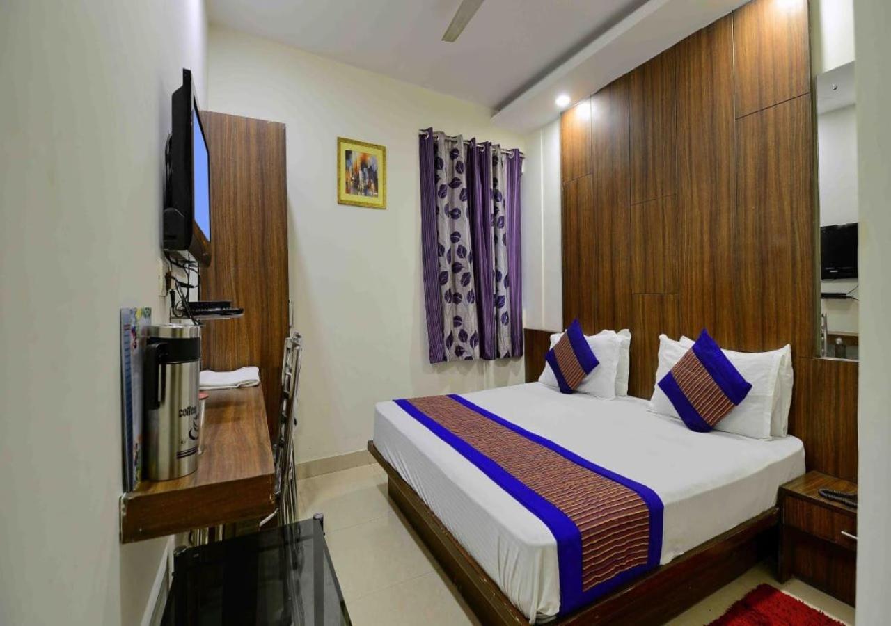 Istay Paradise Hotel 4*