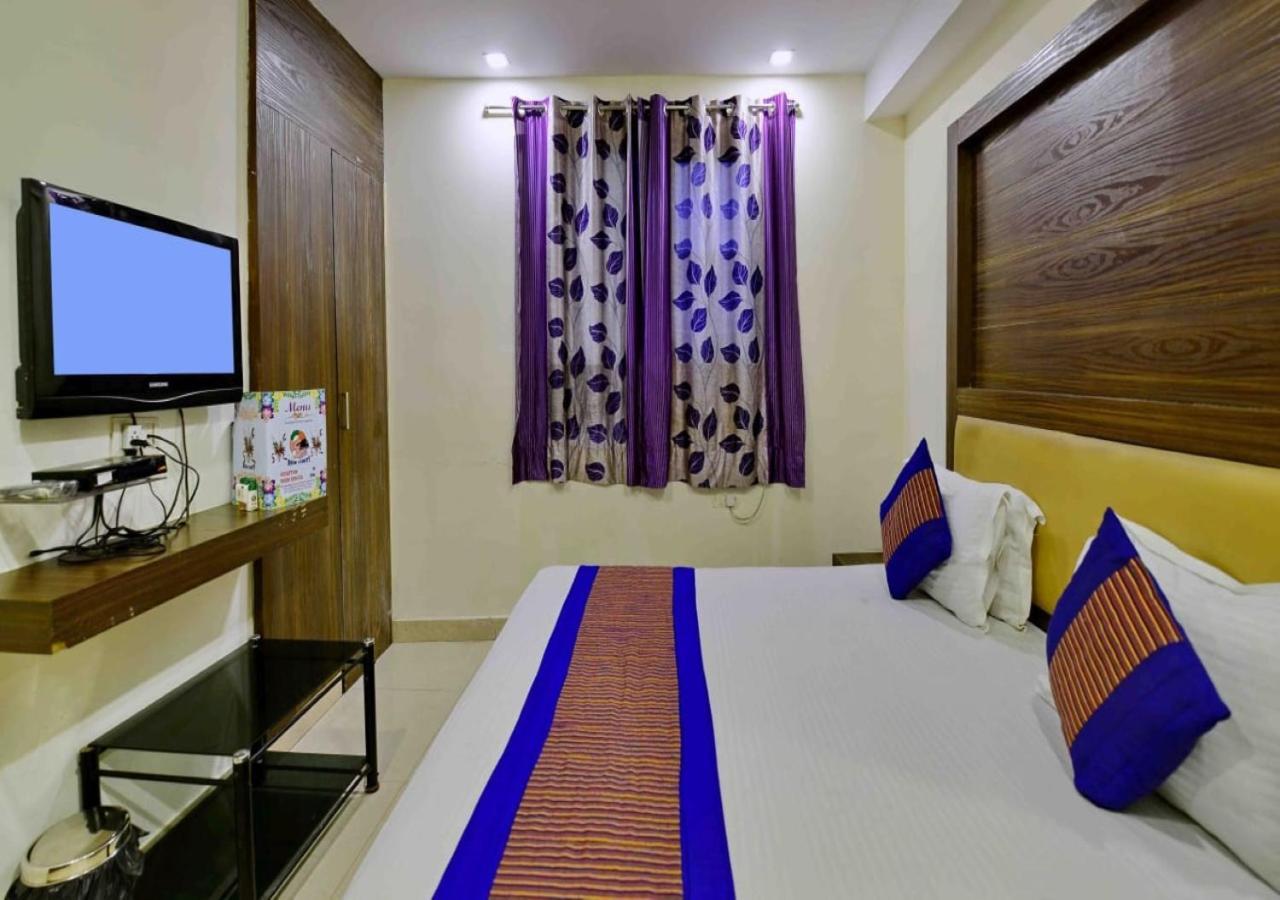 Istay Paradise 4* New Delhi